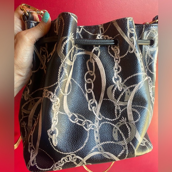 Talbots leather Black and Cream Chain Patterned Bucket Bag Chain crossbody bonus - Picture 4 of 9